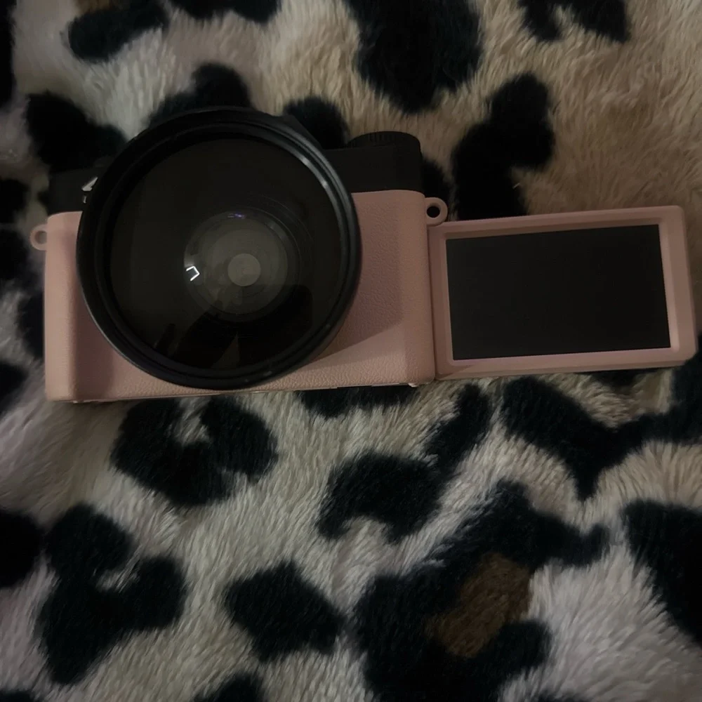 4K Ultra HD Pink Digital Camera with LED Light